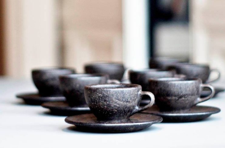 kaffeeform coffee cups made from old coffee grounds