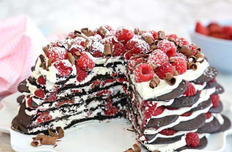 No-bake chocolate raspberry cake recipe