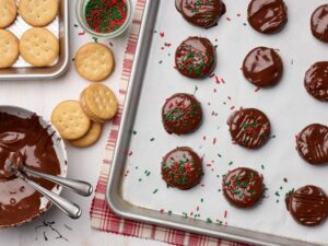 No-Bake Chocolate-Peanut Butter Cookies